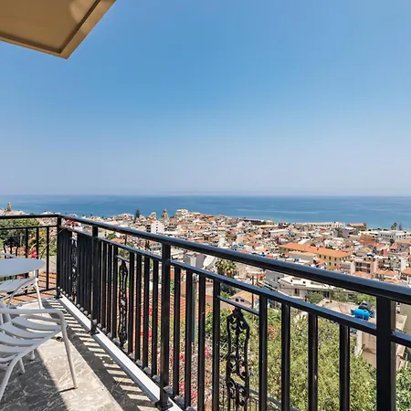 Feriehus Akakia Panoramic *