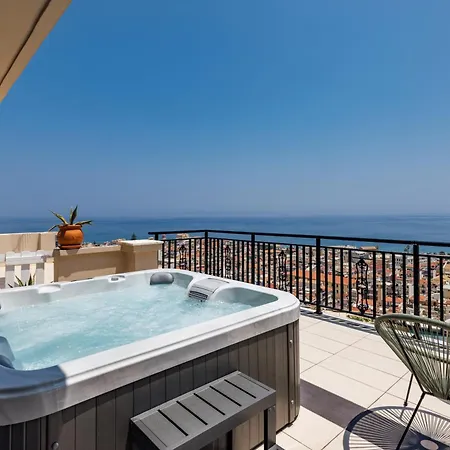 펜션 Akakia Panoramic 자킨토스 타운